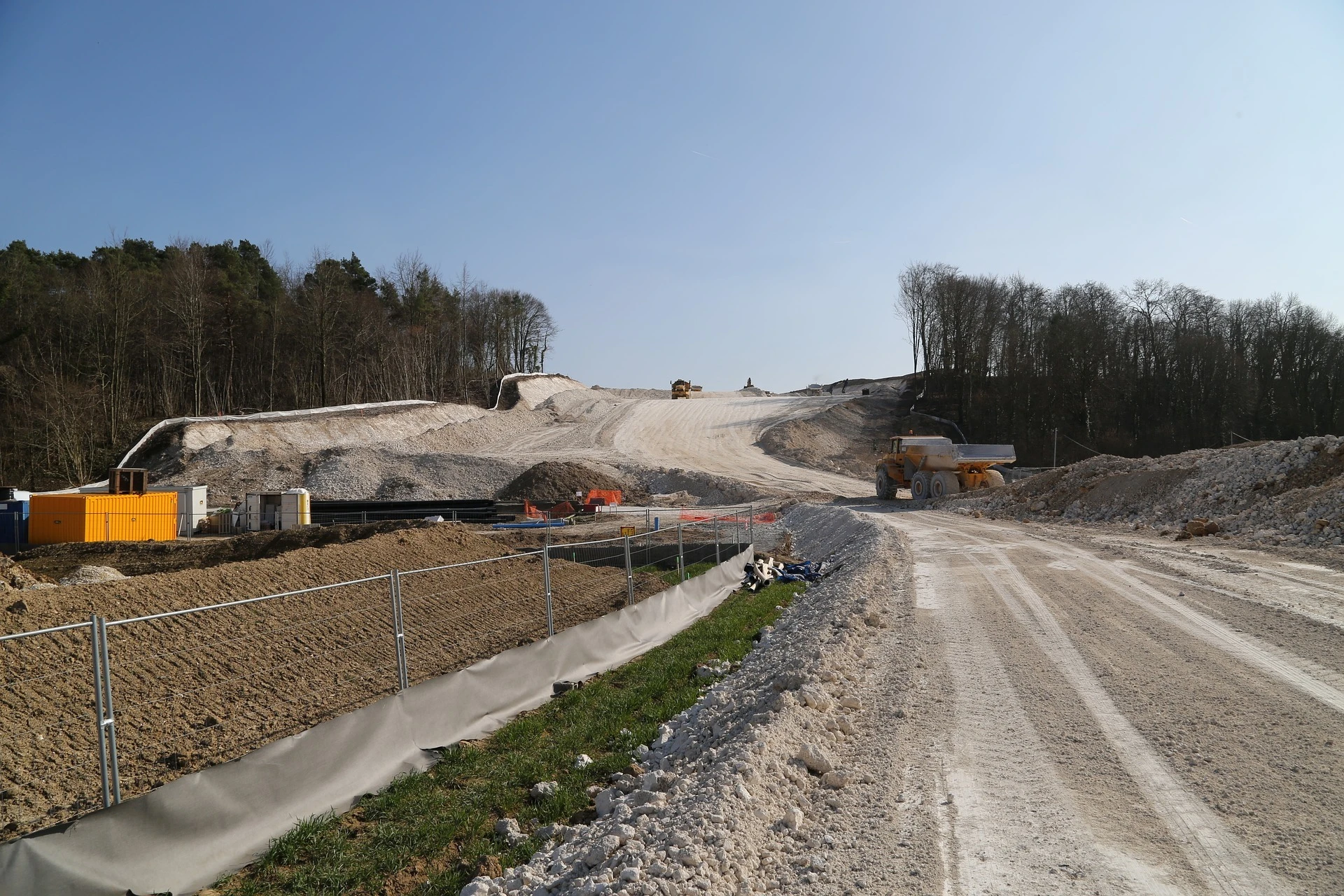 construction-site-2672246_1920